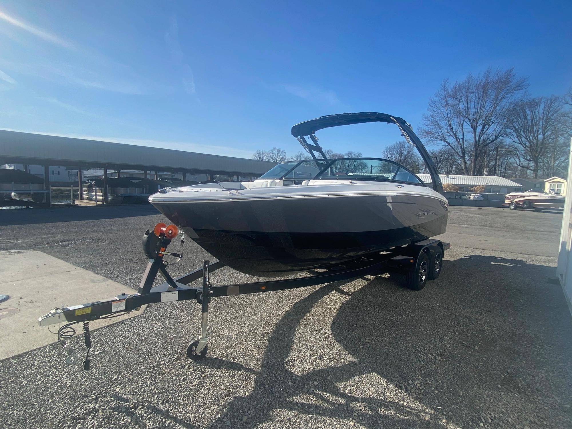 New 2024 Regal Lx2, 43348 Russells Point - Boat Trader