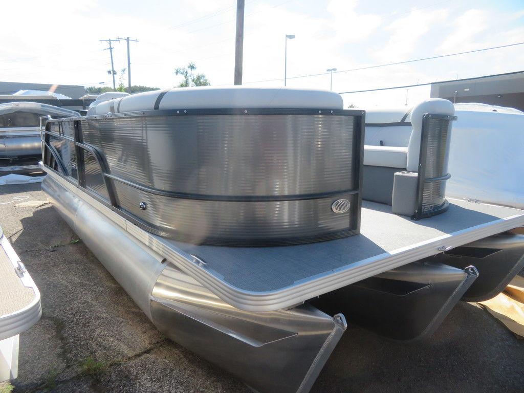 Crest Boats For Sale - Boat Trader