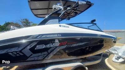 2017 Yamaha Boats 242X