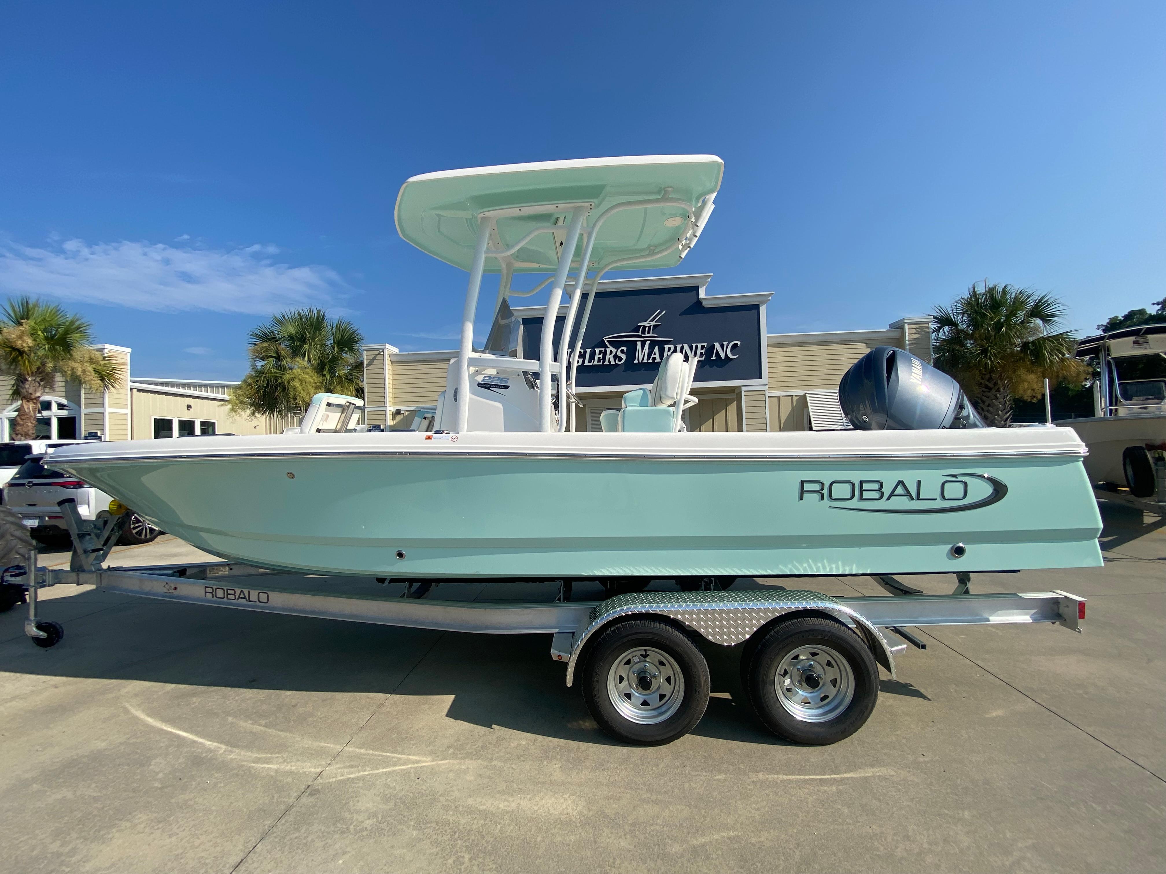 Shop New 2024 Robalo 226 Cayman For Sale In Morehead City BoatTrader