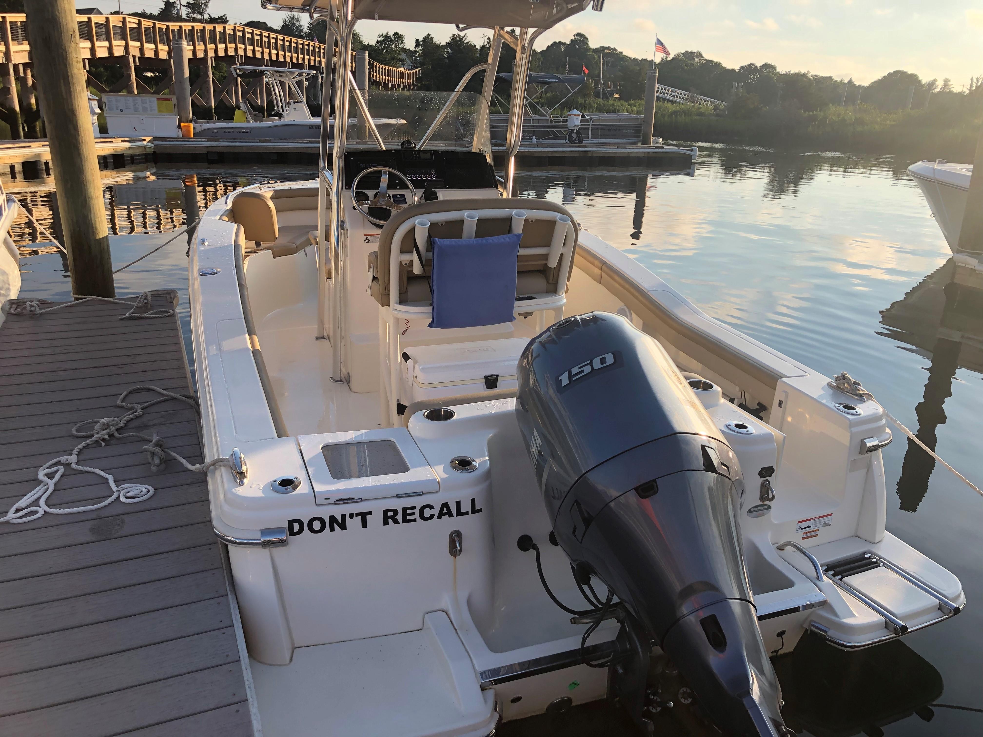 2021 Scout 215 XSF