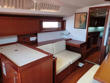 2013-BENETEAU-OCEANIS-45