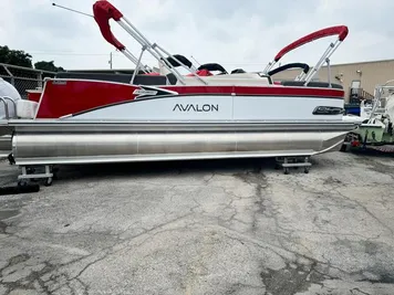 2024 Avalon Catalina 23' Quad Lounger