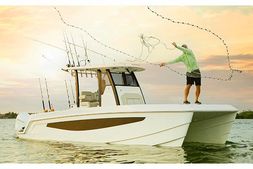 2023 Aquila 28 Molokai
