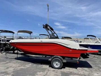 2023 Bayliner DX2050