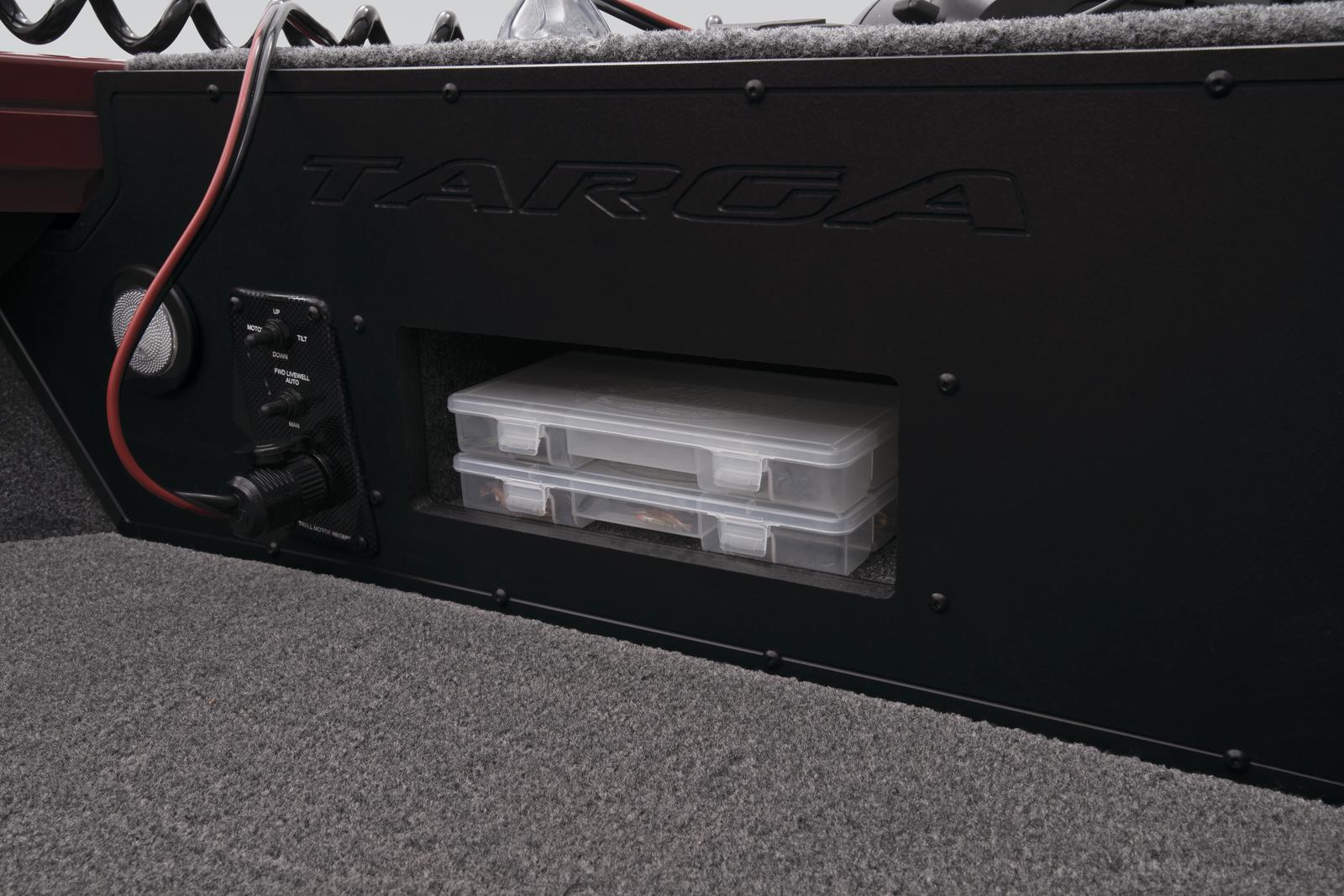 Manufacturer Provided Image: Tracker Targa V-18 Combo
