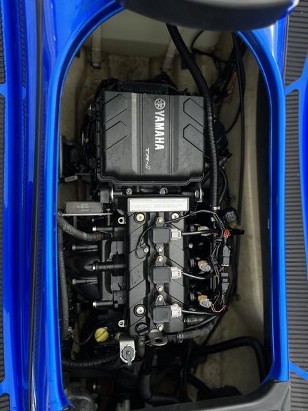 2017 Yamaha WaveRunner VX Limited 1.0