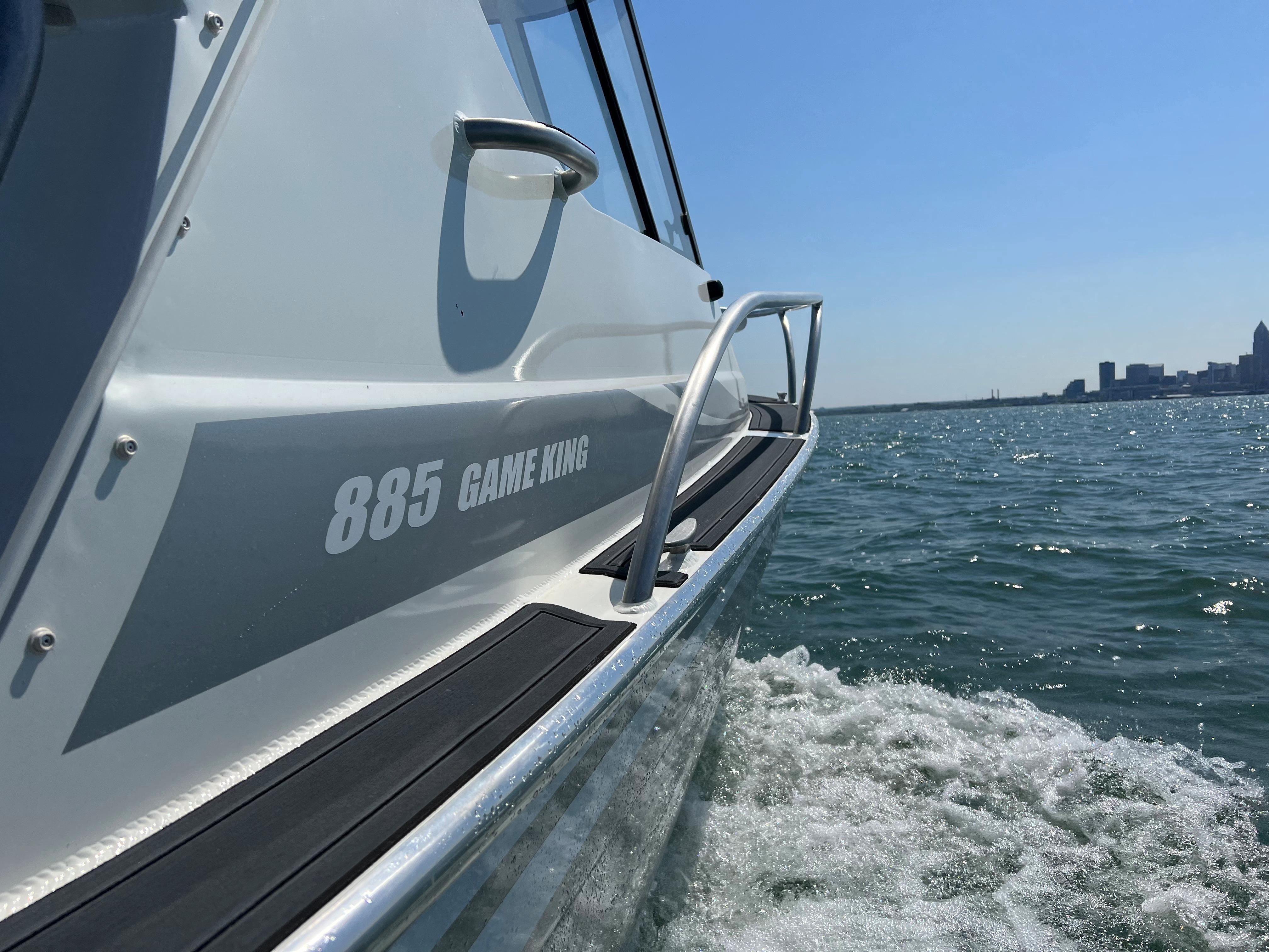 Extreme Boats 885 Game King 