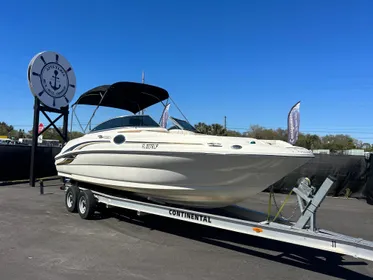 2001 Sea Ray 240 Sundeck