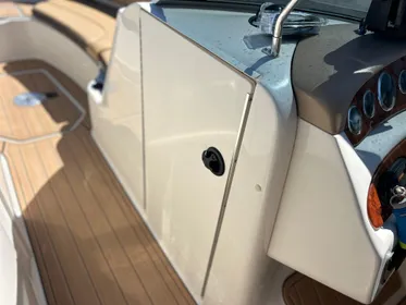 2001 Sea Ray 240 Sundeck