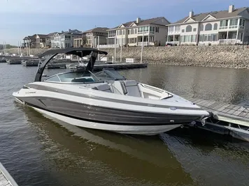 2021 Crownline 280 SS