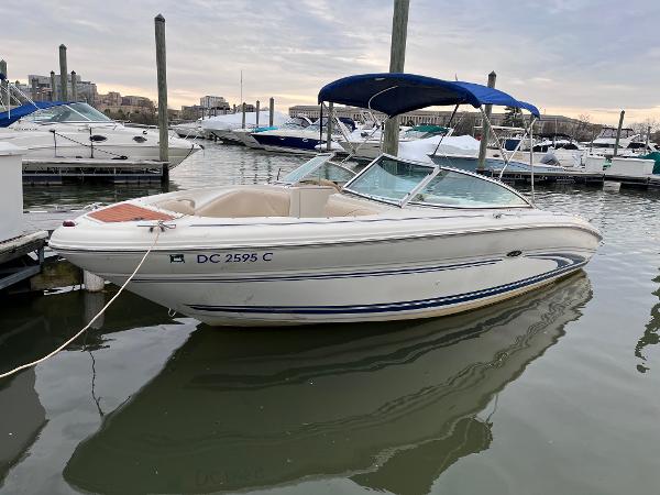 Used 2001 Sea Ray 210 Bow Rider, 22202 Arlington - Boat Trader