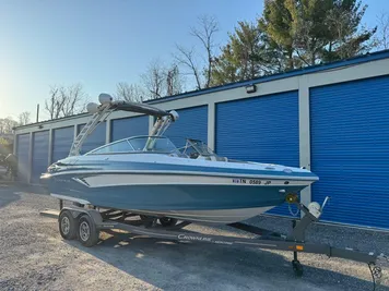 2022 Crownline 240 SS SURF