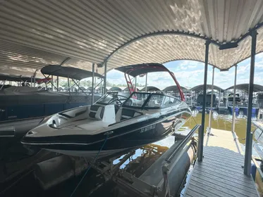 2019 Yamaha Boats AR195