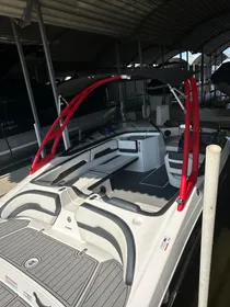 2019 Yamaha Boats AR195