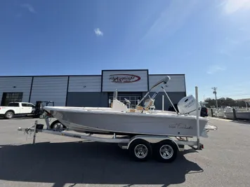 2023 Sea Chaser 21 LX