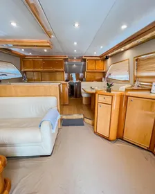 2005 Bertram 630