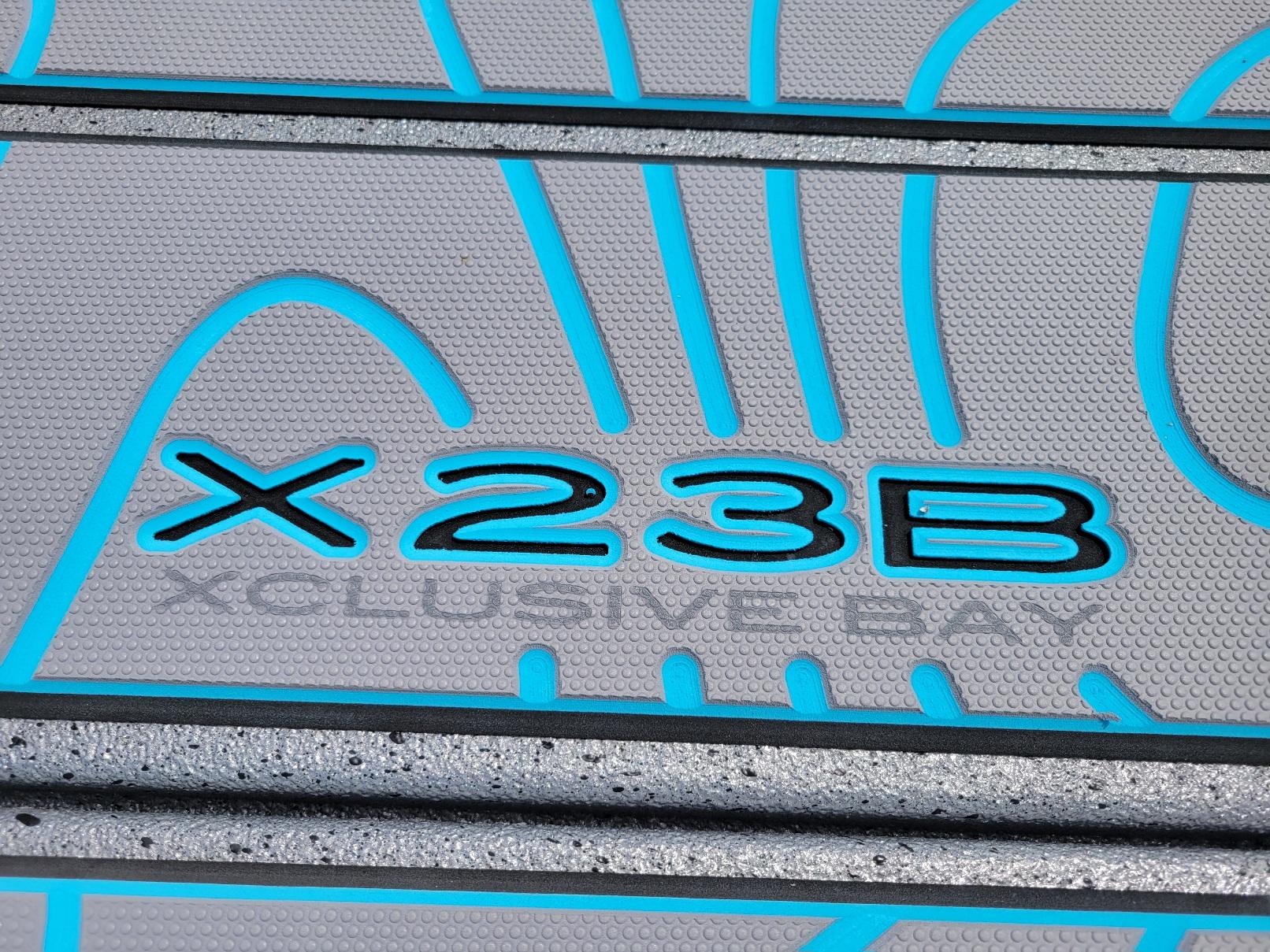 2024 Xpress X23 Bay Lounge dual Yamaha 150's. (In stock!)