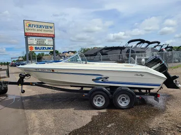 1991 Sea Ray 180 Ski Ray With A 175HP Mercury Motor