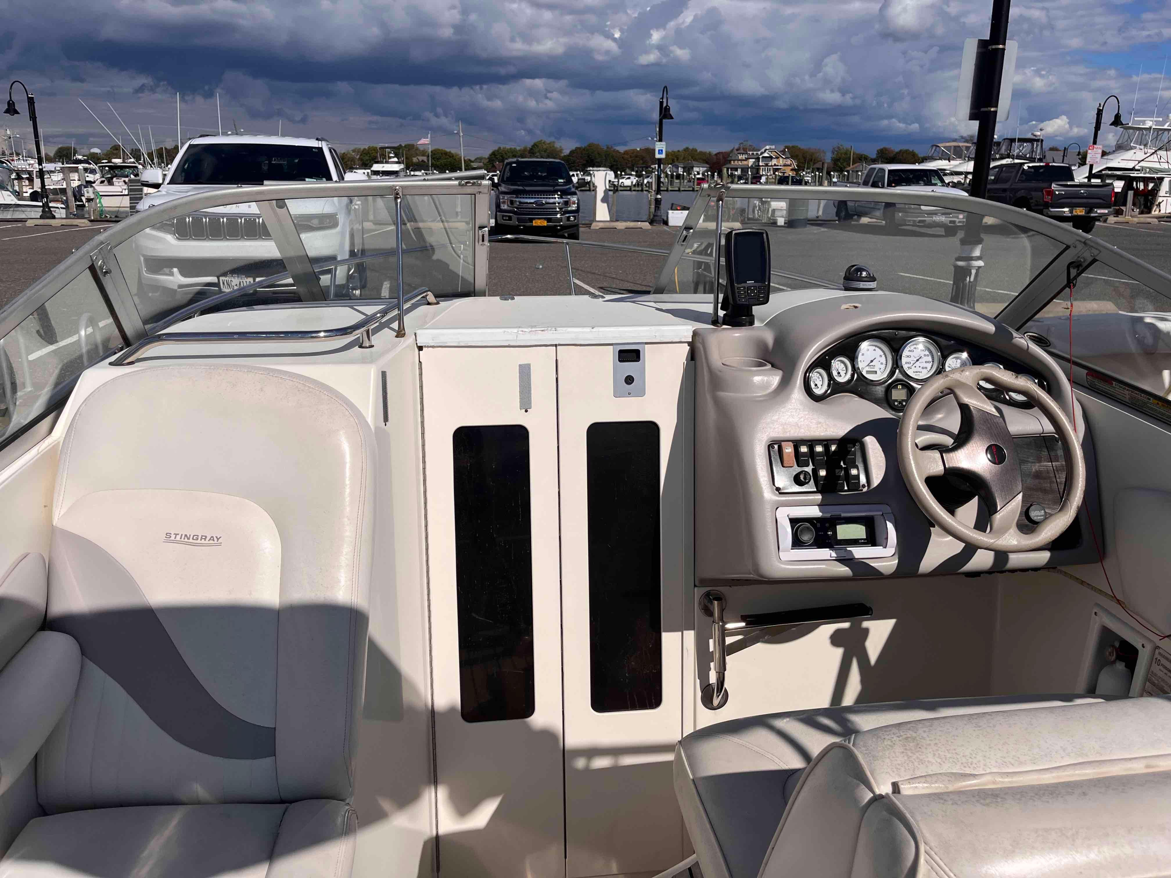 Used 2004 Stingray 240 CS, 11706 Bay Shore - Boat Trader