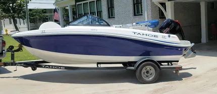 2022 Tahoe 185 S