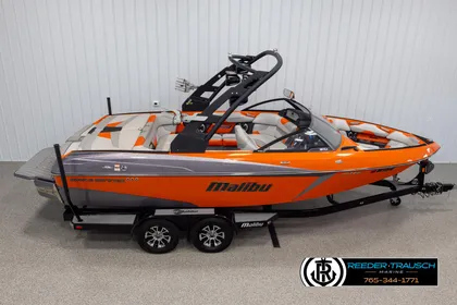 2017 Malibu Wakesetter 22 VLX