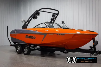 2017 Malibu Wakesetter 22 VLX