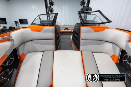 2017 Malibu Wakesetter 22 VLX