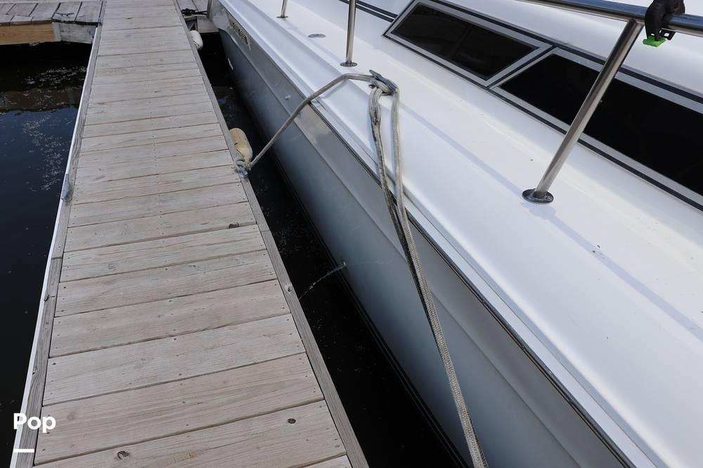 1990 Sea Ray 420 Sundancer for sale in Green Bay, WI