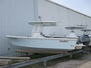 2020 Parker 2300 Center Console