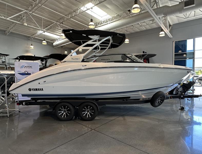 2024 Yamaha Boats 252SE
