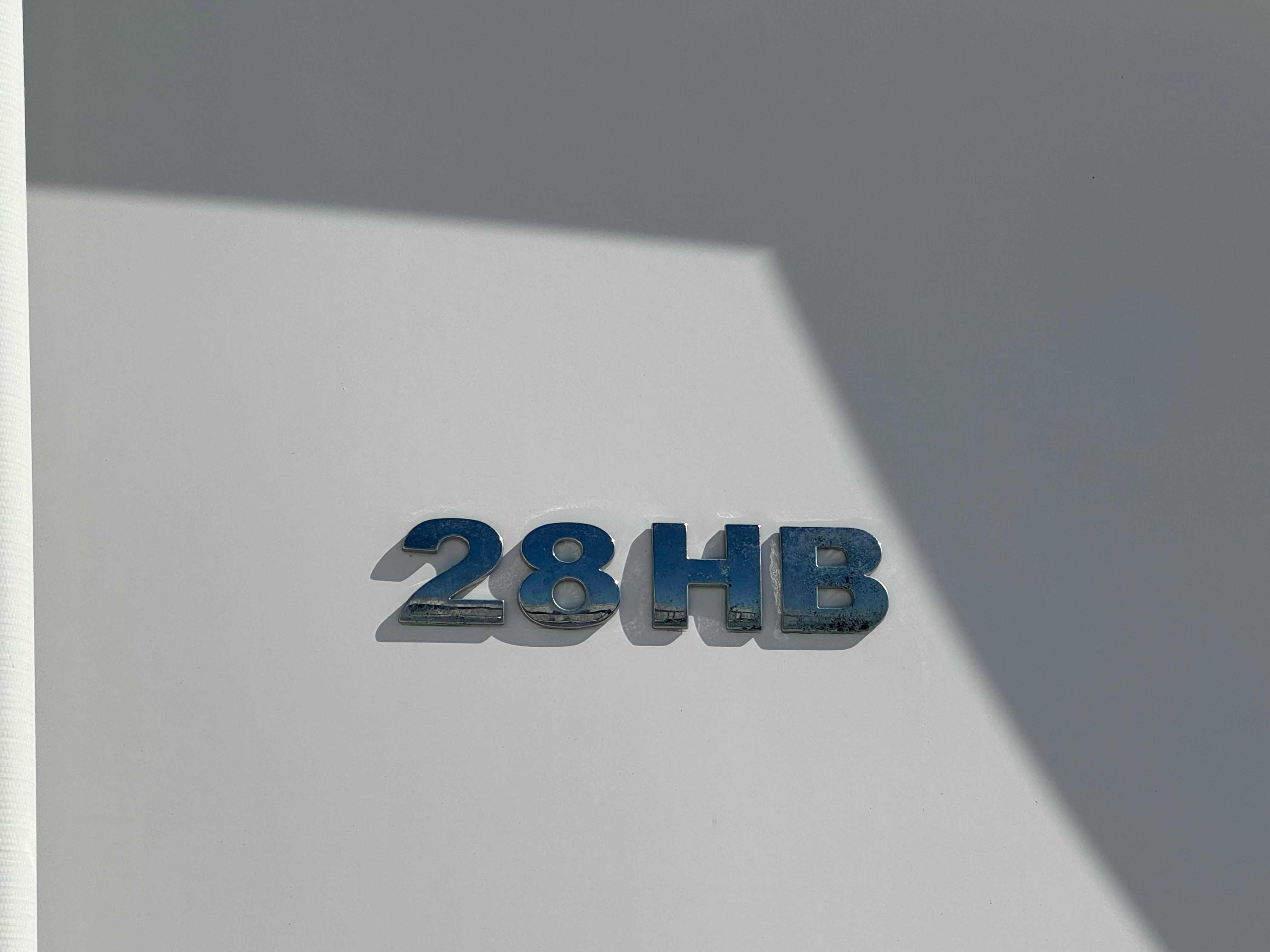 2022 Caymas 28 HB