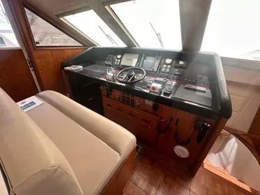 1992 Viking 65 Motor Yacht