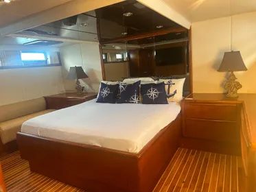 1992 Viking 65 Motor Yacht