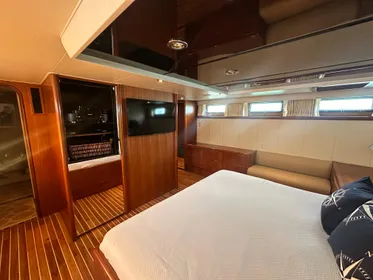 1992 Viking 65 Motor Yacht