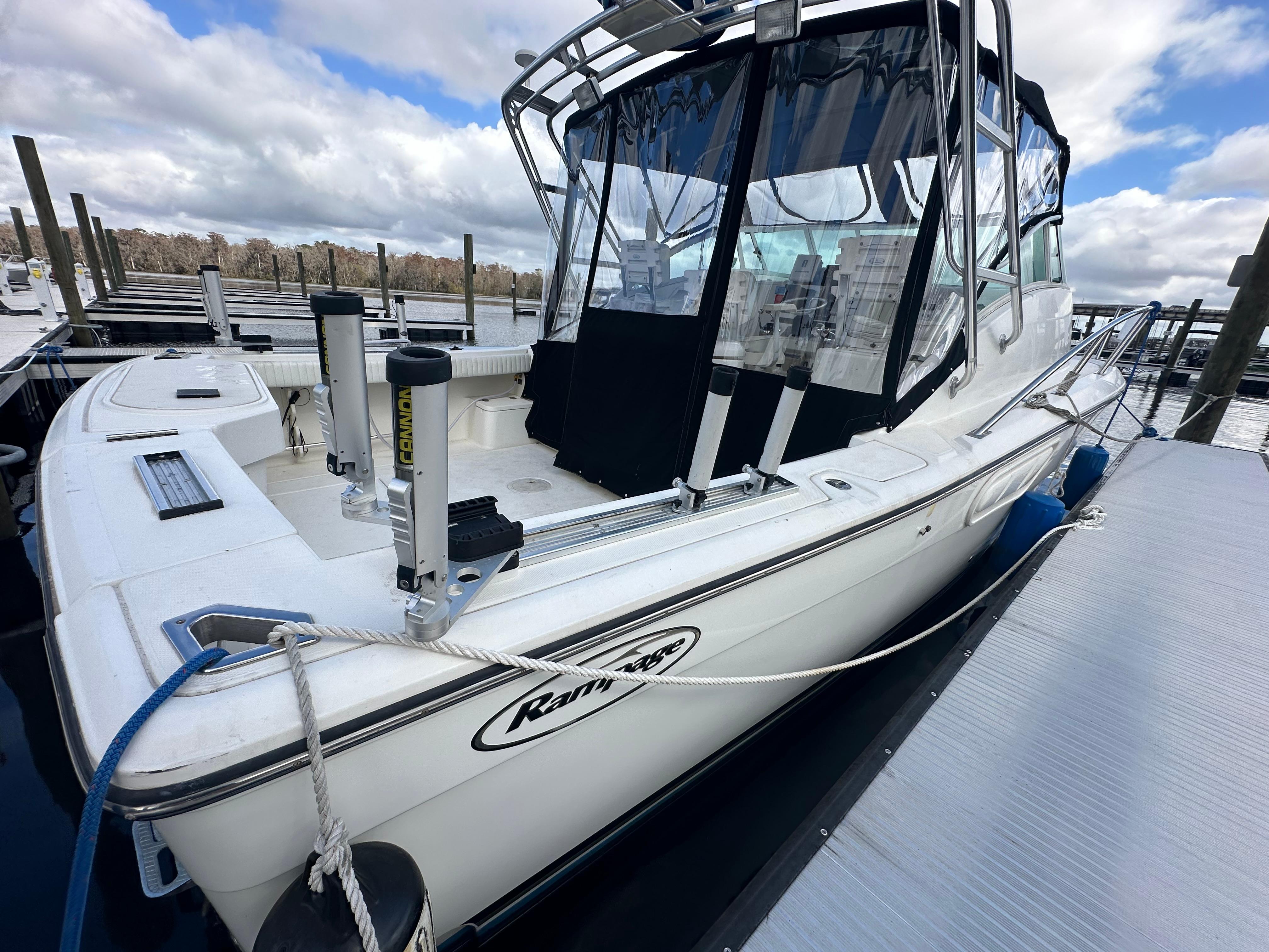 2003 Rampage 30 Offshore
