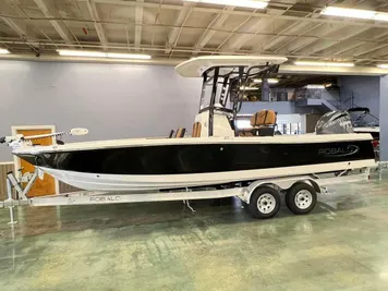 2024 Robalo 246 Cayman