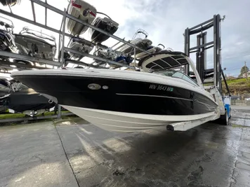 2011 Sea Ray 250 SLX