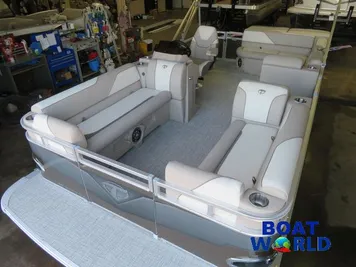 2024 Tahoe Sport 2180 Cruise Pontoon & Honda 4-Stroke EFI