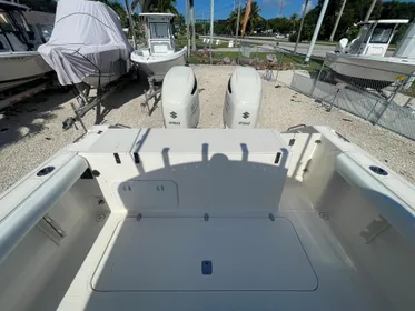 2003 Pursuit 2870 Center Console