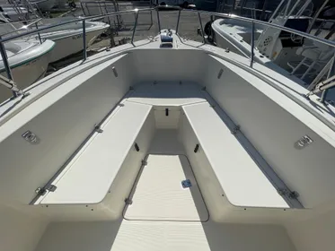 2003 Pursuit 2870 Center Console