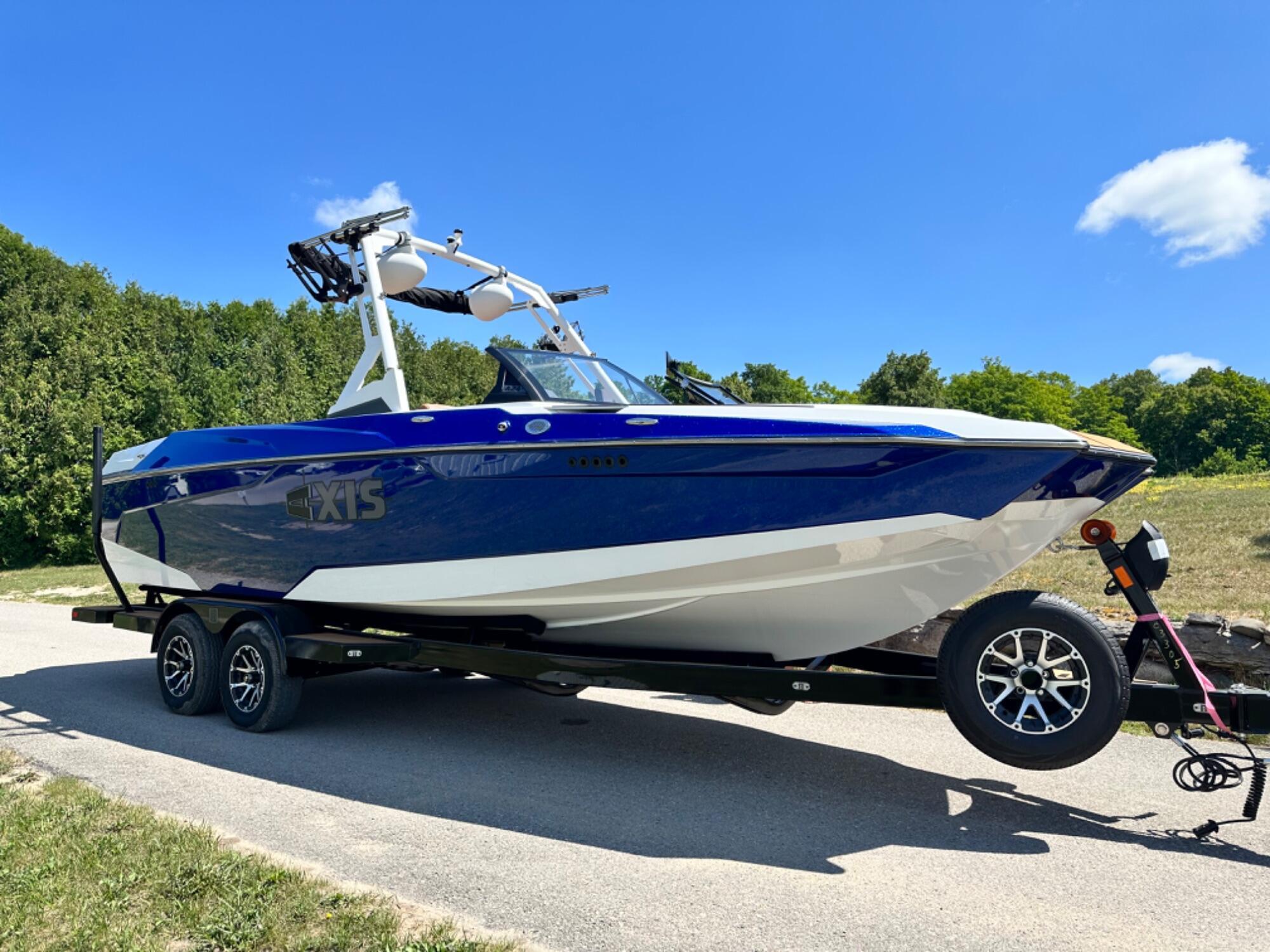 New 2023 Axis A24, 49796 Walloon Lake - Boat Trader