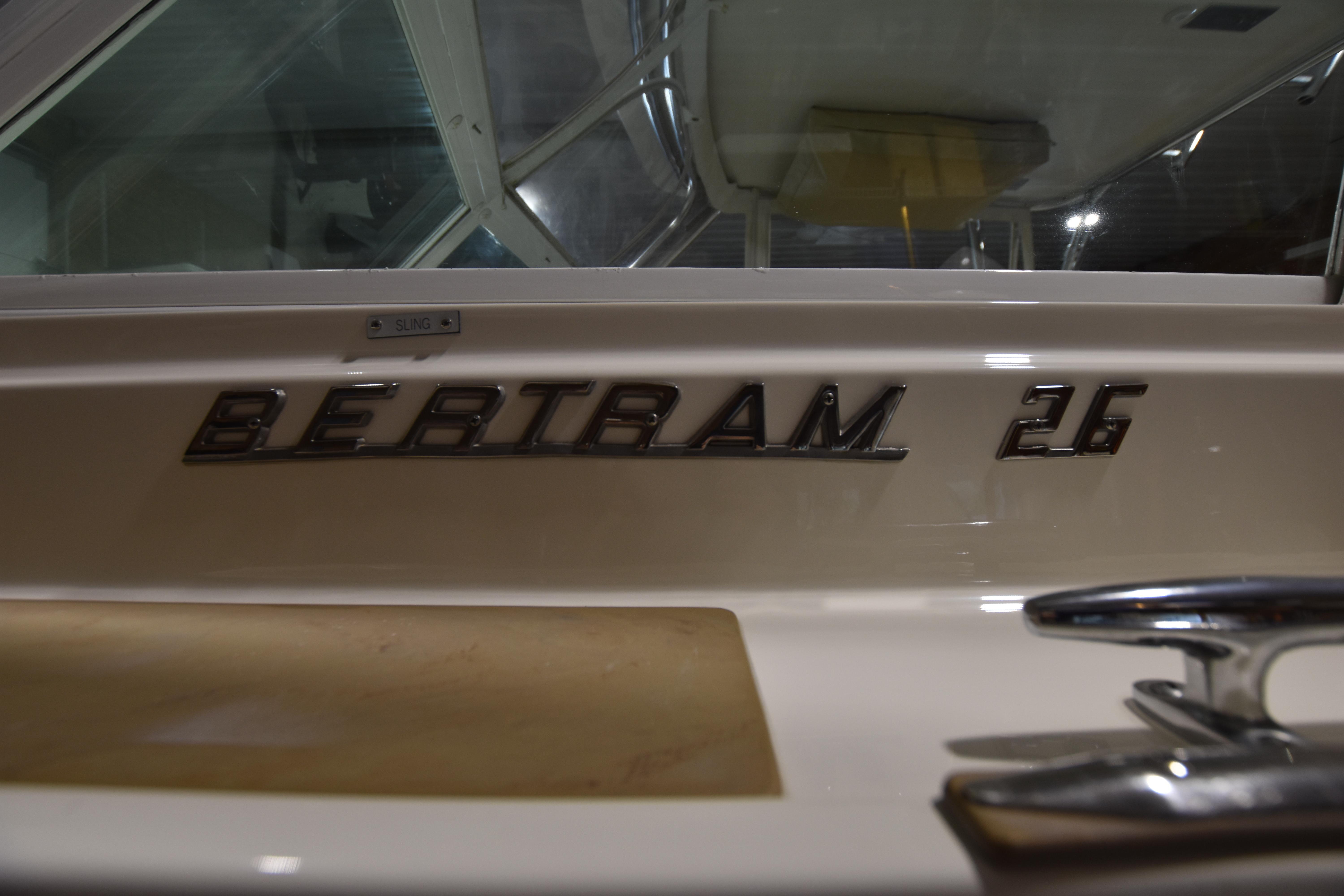 1984 Bertram 26 Sport Cabin