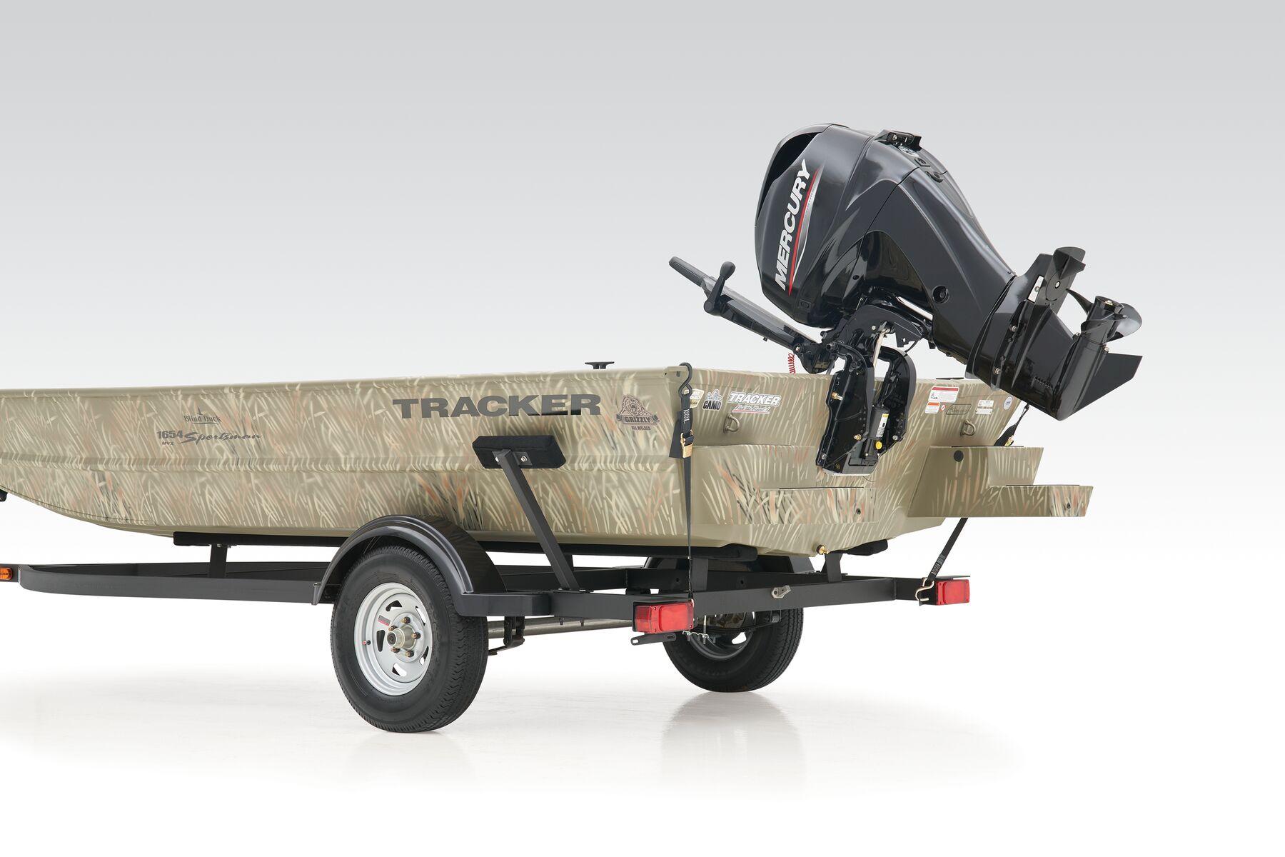 Manufacturer Provided Image: Tracker Grizzly 1654 T Sportsman