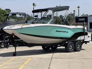 2023 MasterCraft NXT22