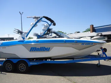 2022 Malibu Wakesetter 23 LSV