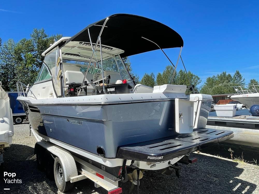 2001 Pursuit 3000 express for sale in Buckley, WA