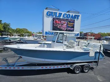 2024 Sea Hunt Gamefish 27 Fwd Seating