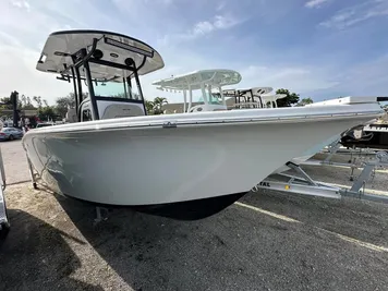 2024 Sea Pro 242 DLX