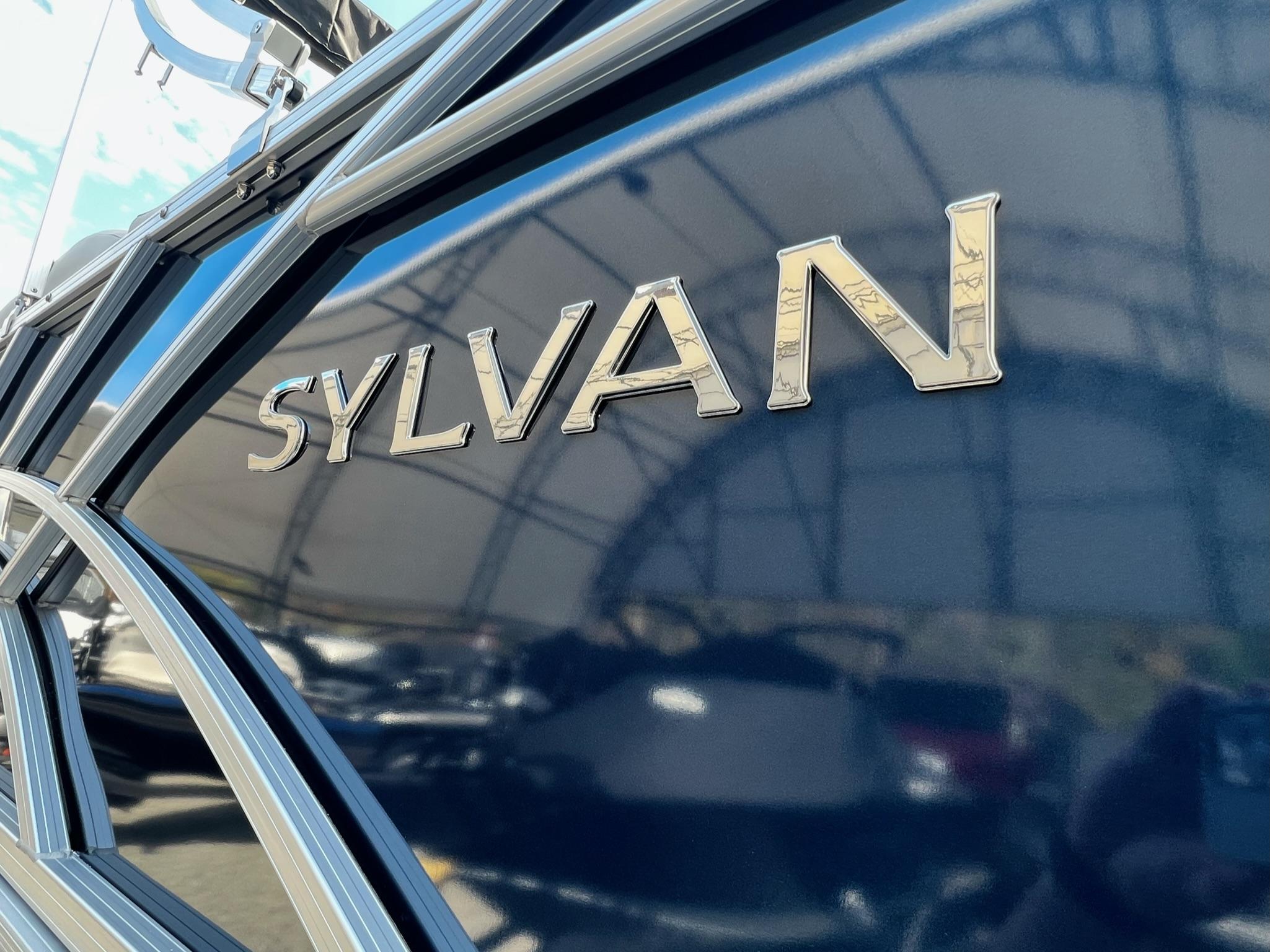 2024 Sylvan Mirage Cruise 822 LZ - Tritoon
